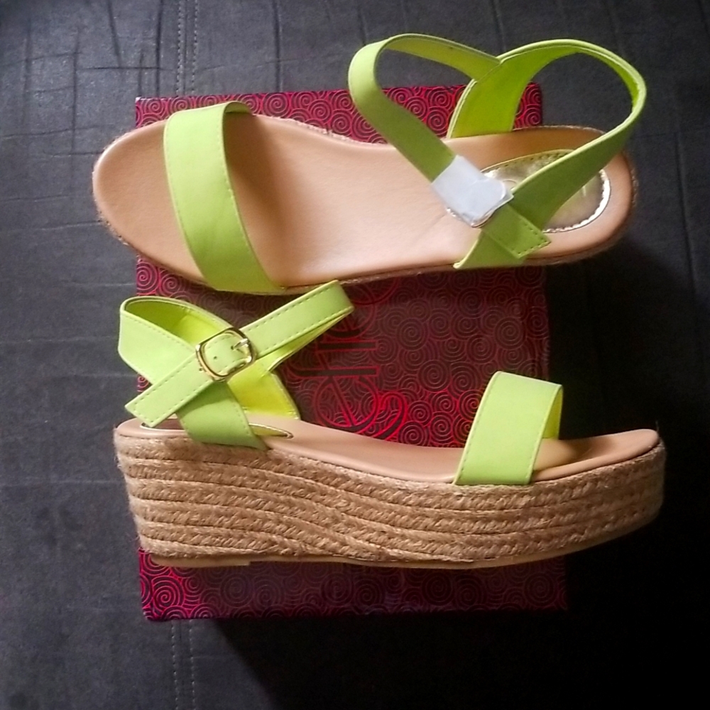 Wedge sandal